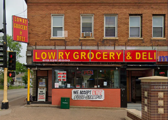 Fresh produce at Lowry Grocery and Deli, a BrightSide partner store in Minneapolis.